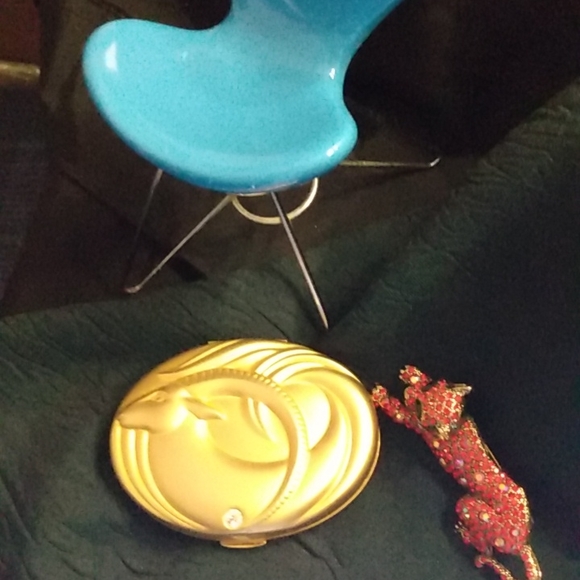 Meet your Posher, Joni - Picture 3 of 3